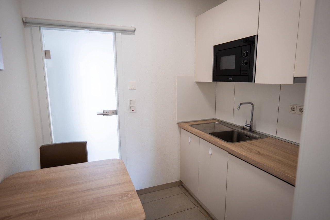 Studio kitchenette